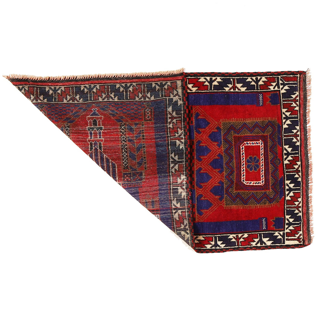 Prayer Rug 2' 8" x 4' 5" - No. AL58125