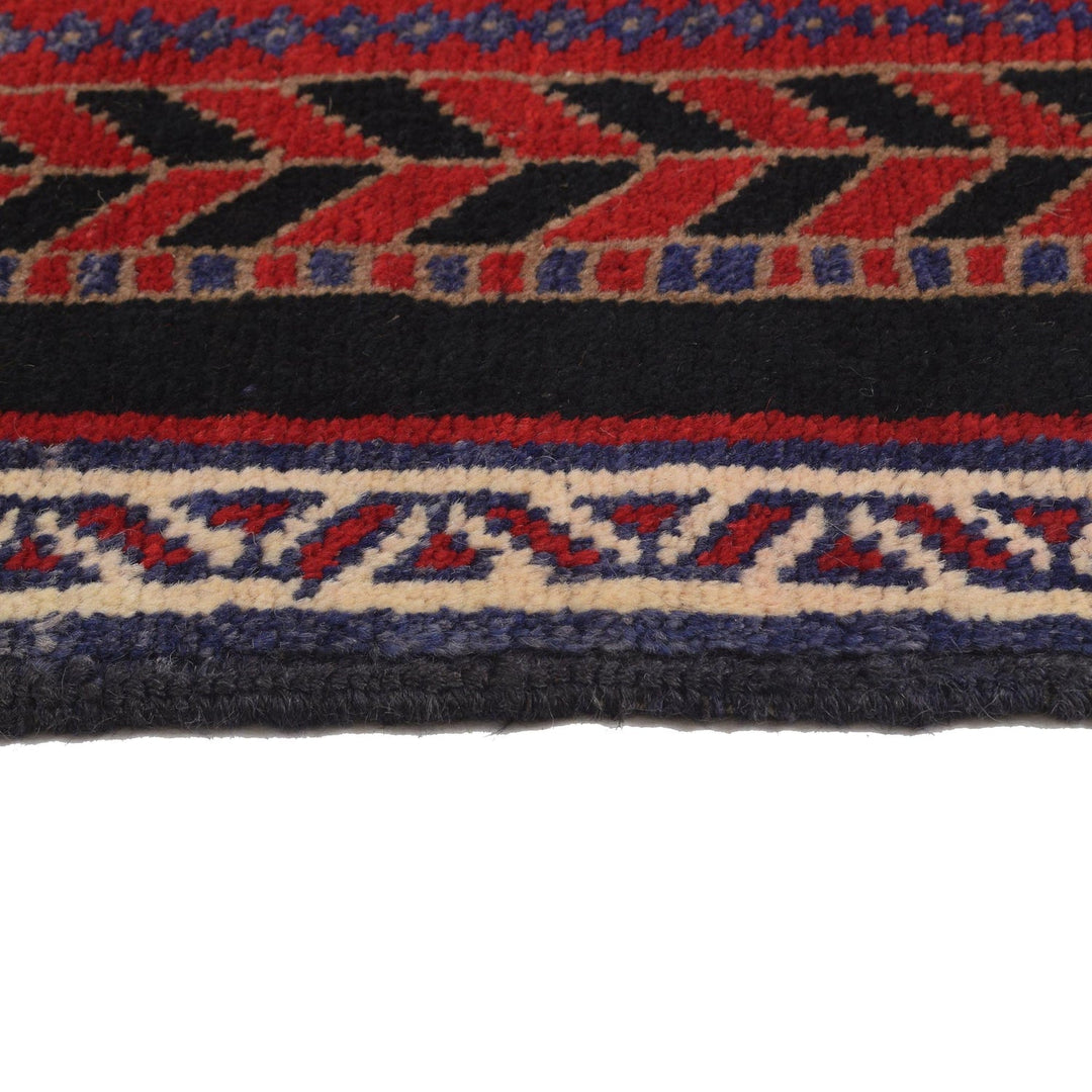 Prayer Rug 2' 8" x 4' 3" - No. AL66275