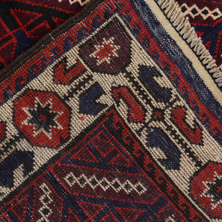 Baluchi Rug 2' 9" x 4' 0" - No. AL64185