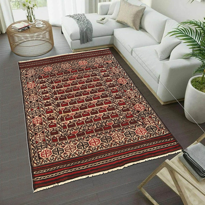 Soumak Kilim 4' 1" x 5' 9" - No. AL25472