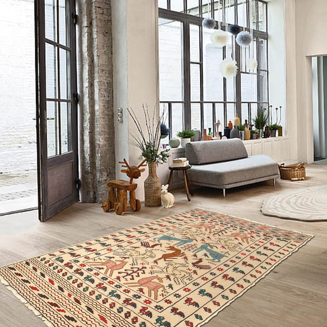 Soumak Kilim 4' 1" x 6' 1" - No. AL87655