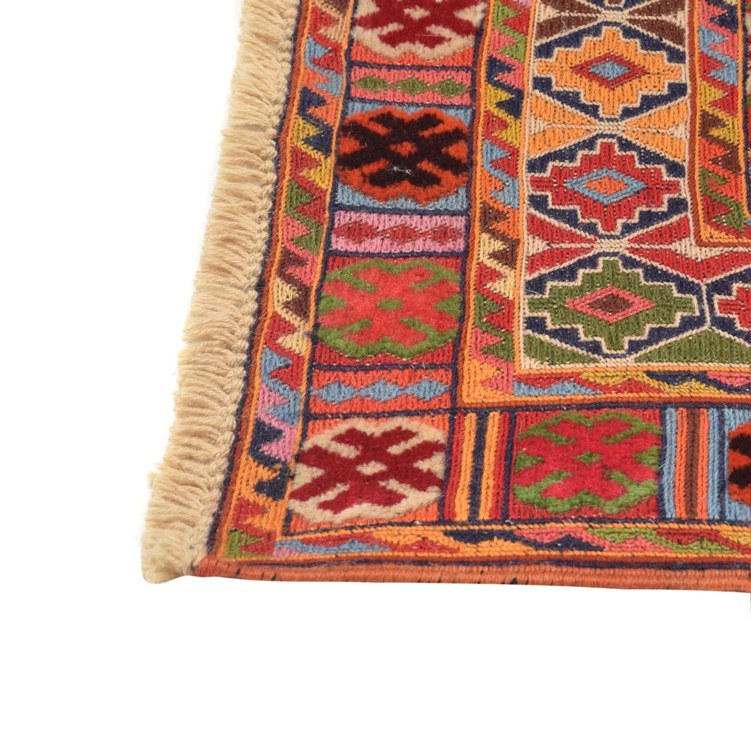 Nakhunak Kilim 4' 9" x 6' 1" - No. AL88431