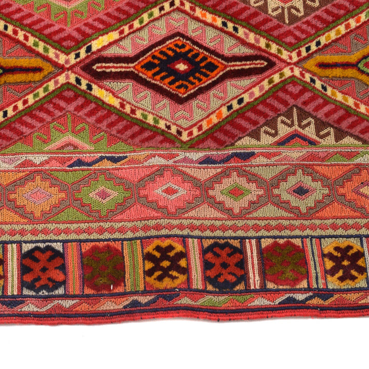 Nakhunak Kilim 5' 0" x 6' 1" - No. AL18182