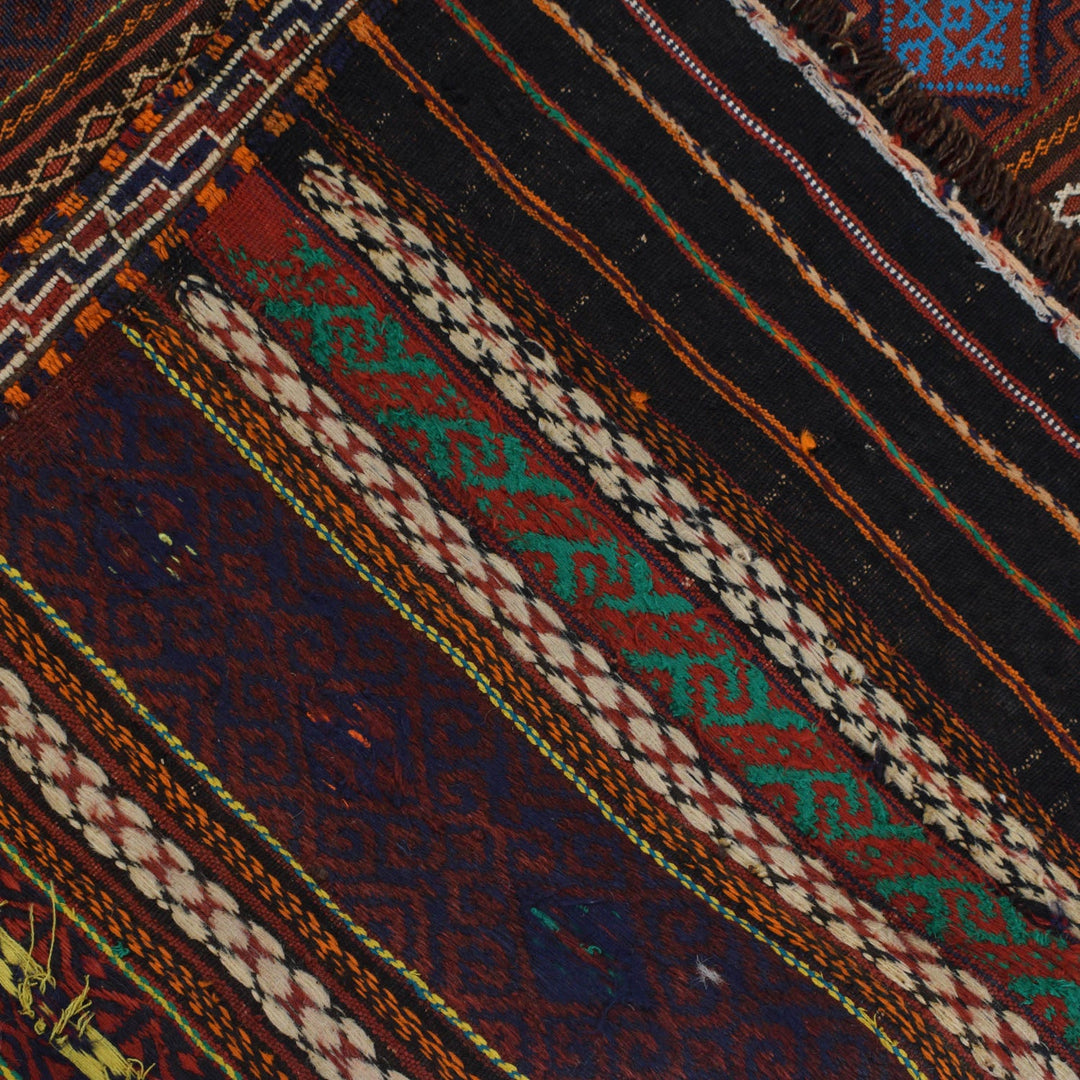Laghari Kilim 4' 3" x 5' 4" - No. AL43275