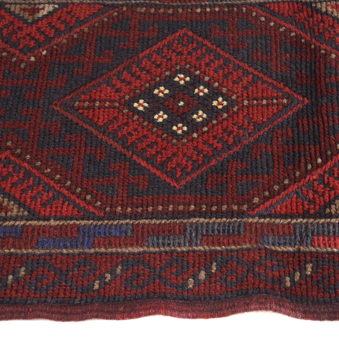 Mashwani Runner 1' 8" x 7' 0" - No. AL89802