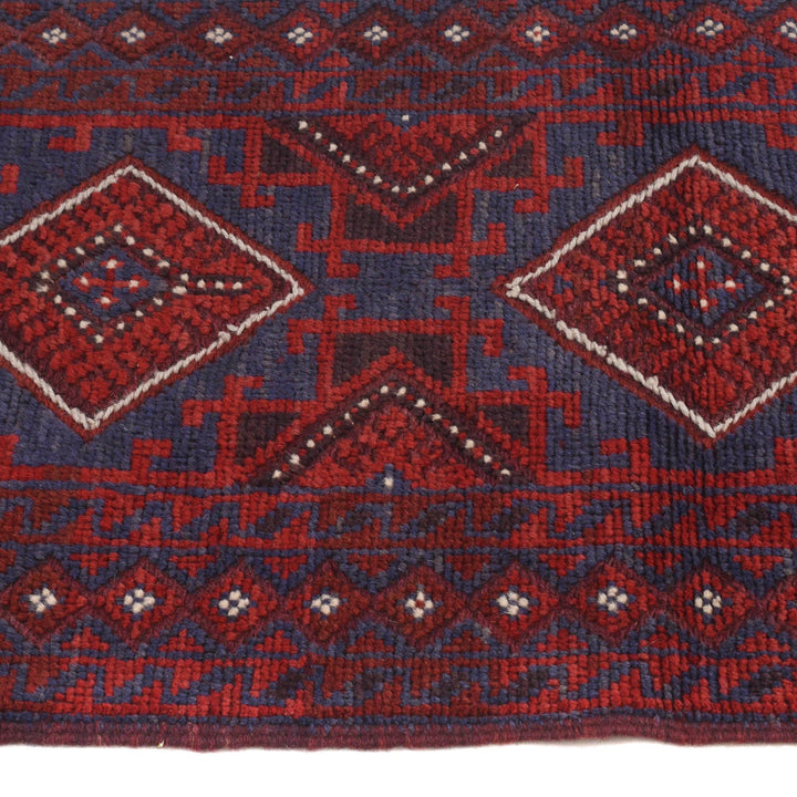 Mashwani Runner 1' 9" x 7' 8" - No. AL16217