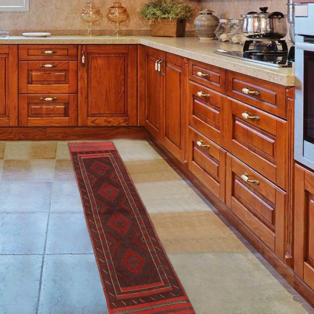 Mashwani Runner 1' 8" x 7' 8" - No. AL25027