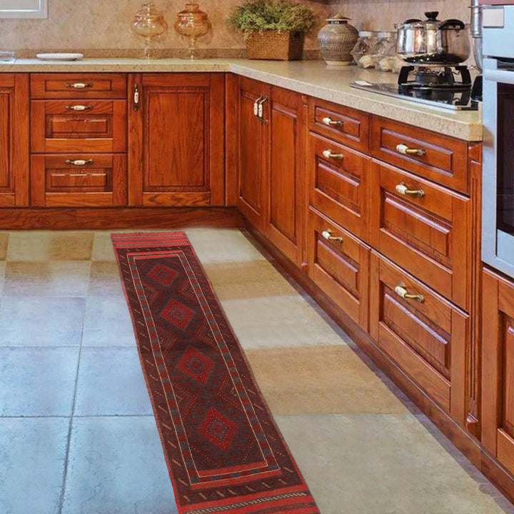 Mashwani Runner 1' 8" x 7' 8" - No. AL25027