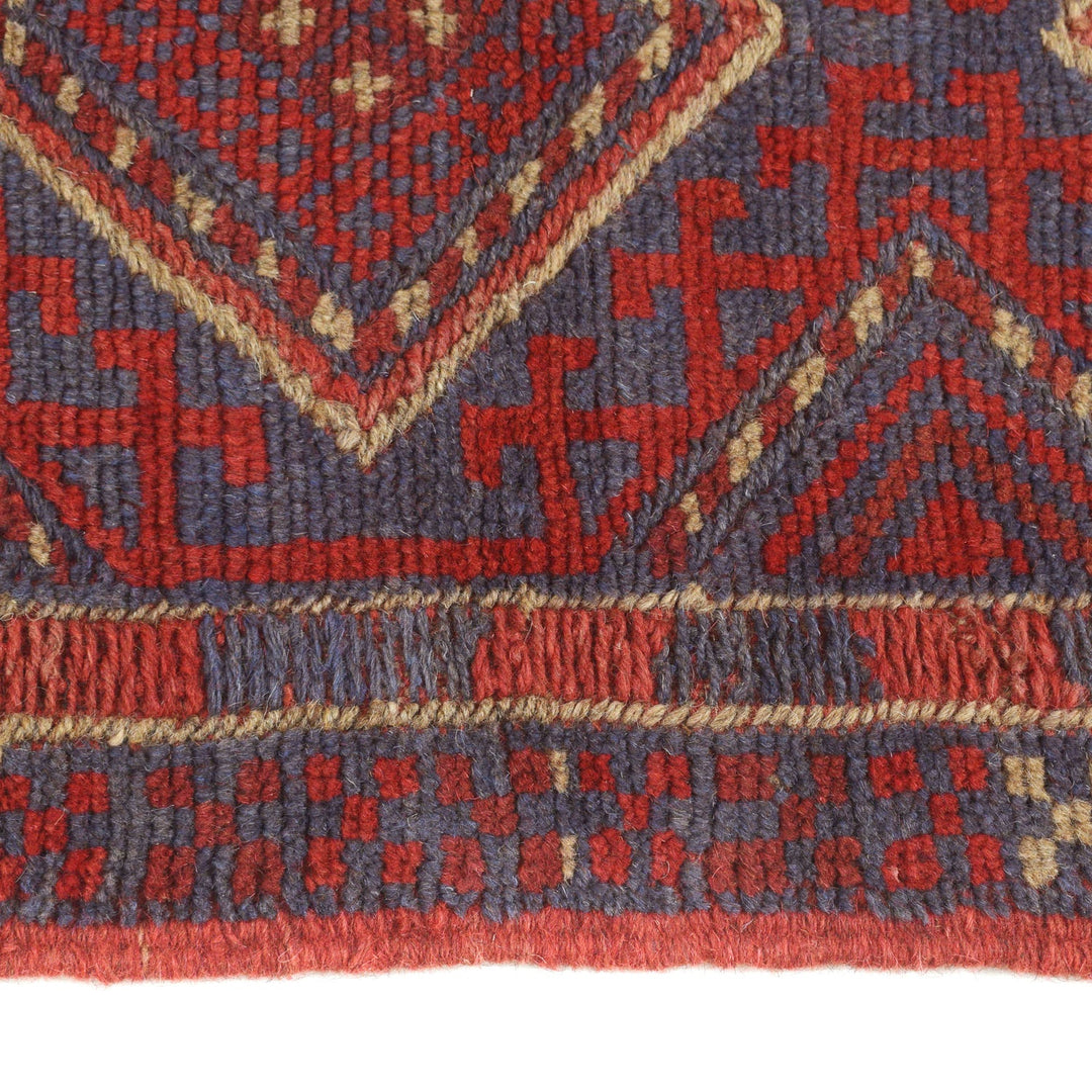 Mashwani Runner 1' 9" x 7' 3" - No. AL44301