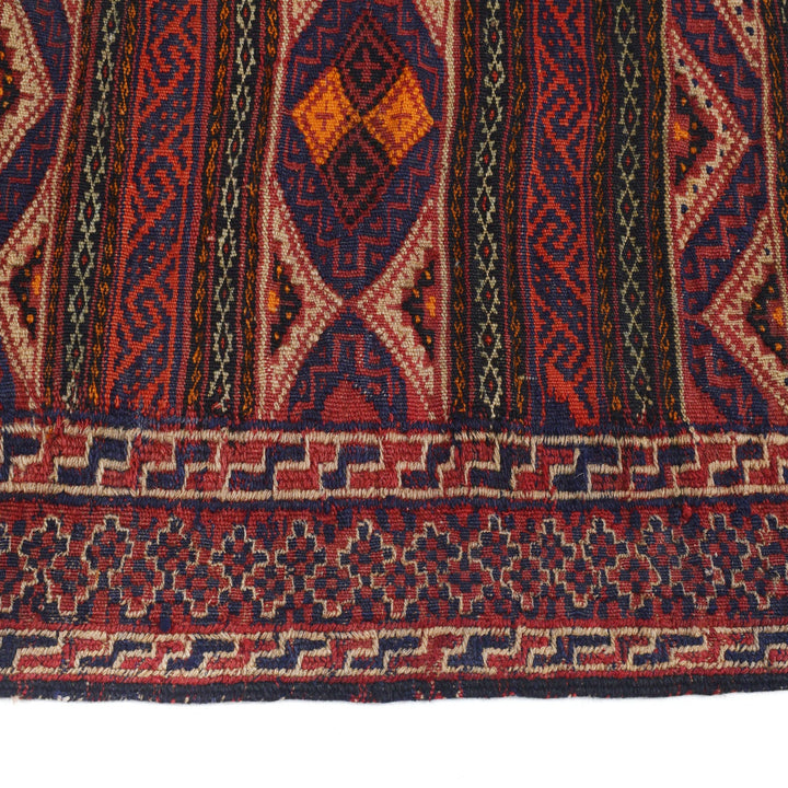 Laghari Kilim 4' 1" x 5' 6" - No. AL76629