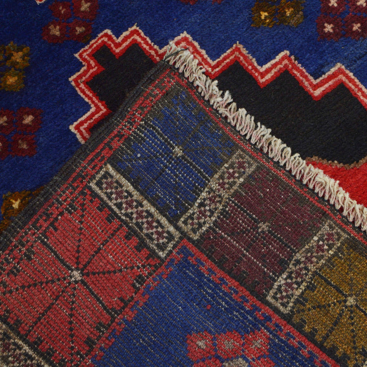 Baluchi Rug 3' 6" x 5' 3" - No. AL62191