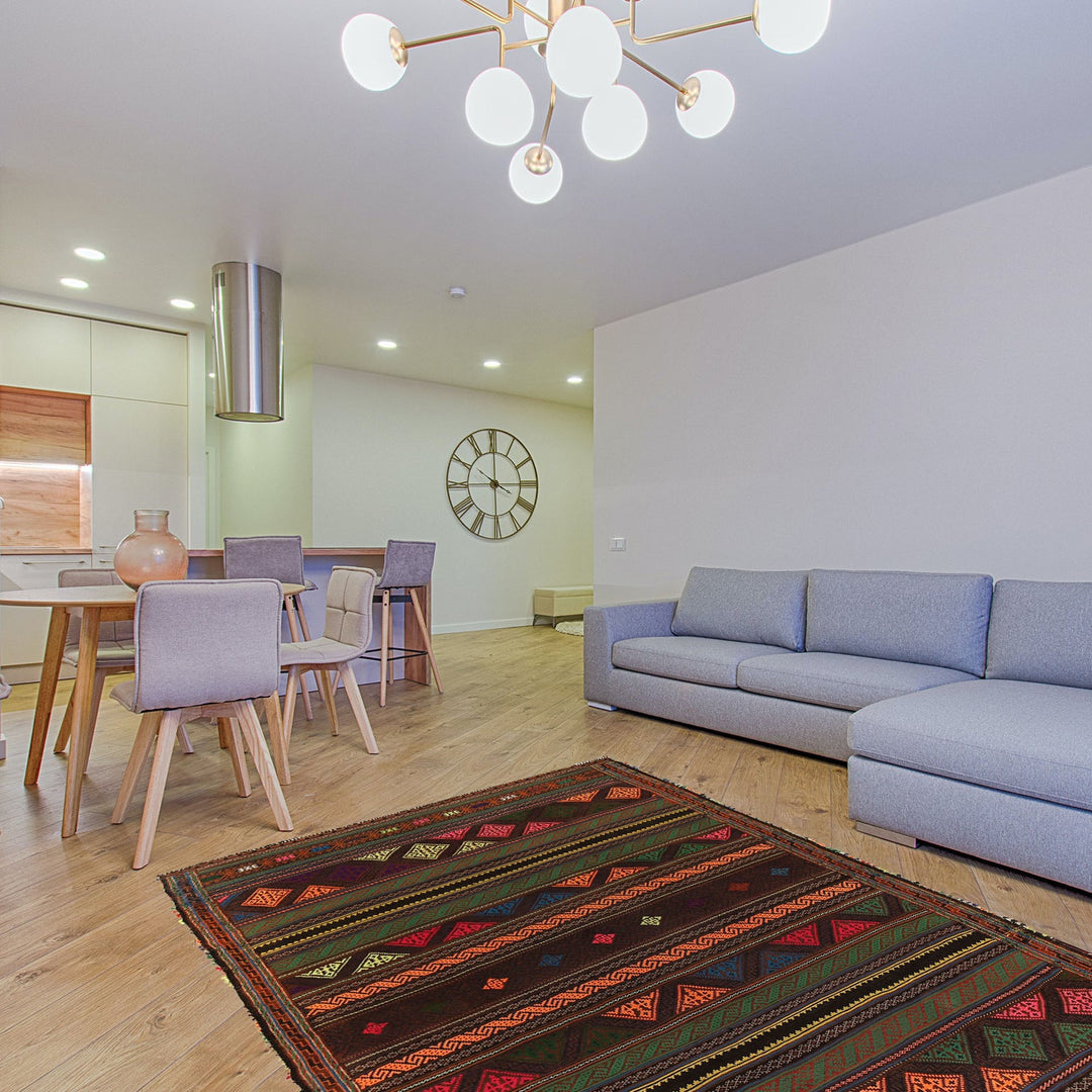 Laghari Kilim 4' 5" x 6' 9" - No. AL86373