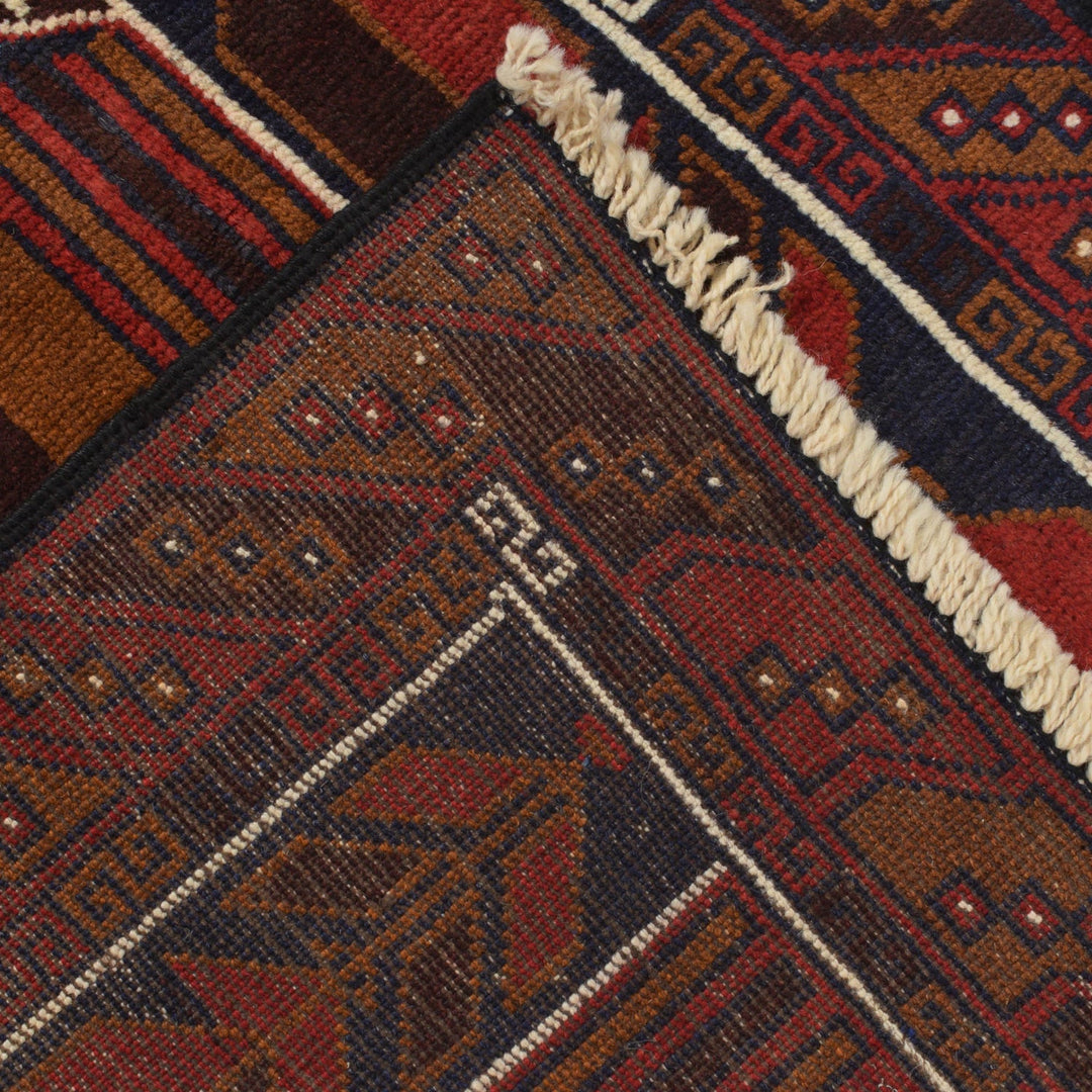 Prayer Rug 2' 7" x 3' 9" - No. AL23203