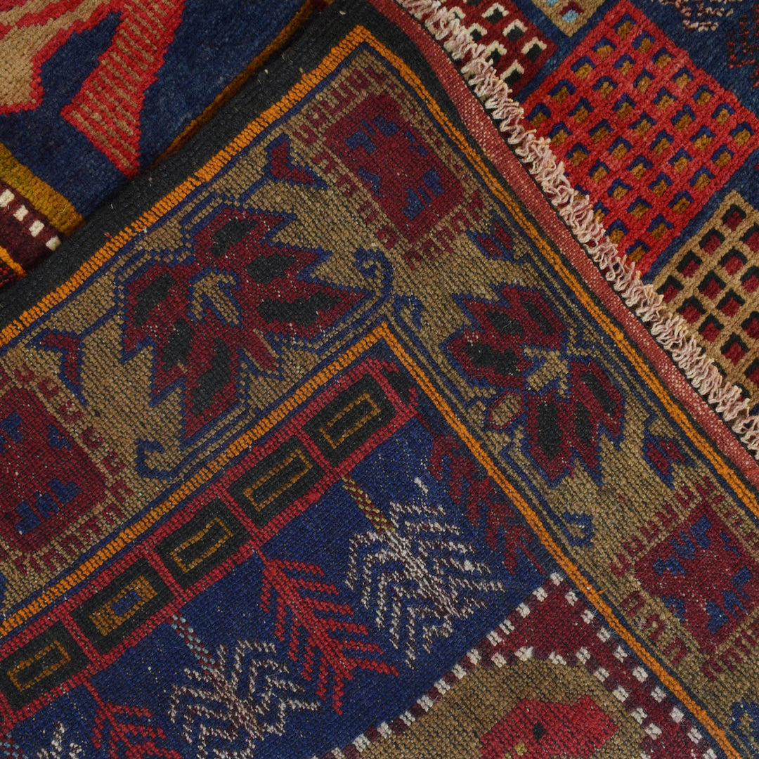 Pictorial Rug 4' 2" x 6' 8" - No. AL23711