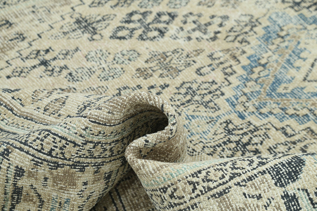 Hand Knotted Vintage Persian Hamadan Wool Rug 6' 10" x 9' 8" - No. AT27590