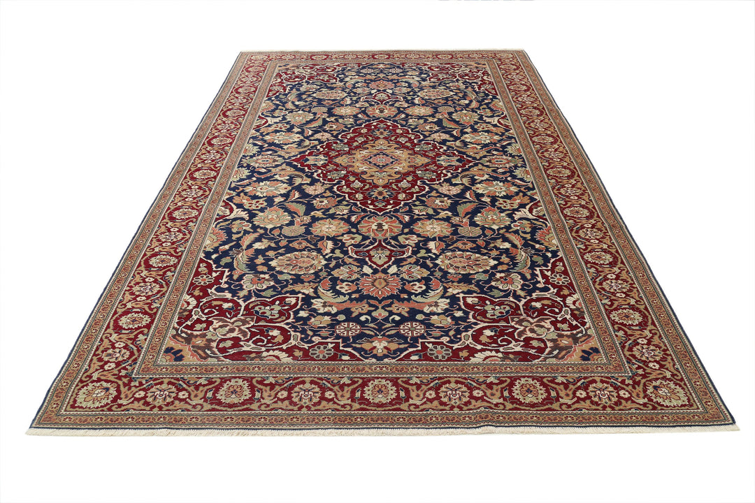 Hand Knotted Vintage Turkish Kayseri Wool Rug 6' 7" x 9' 11" - No. AT74344