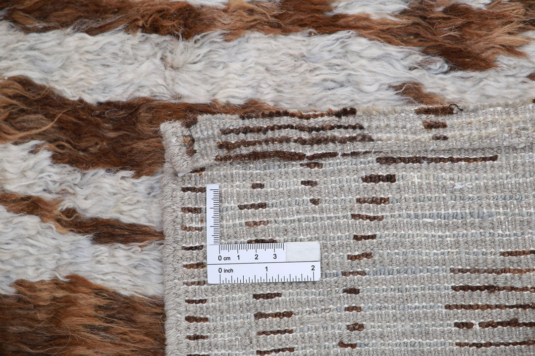 Hand Knotted Tribal Moroccan Wool Rug 5' 1" x 7' 3" - No. AT59096