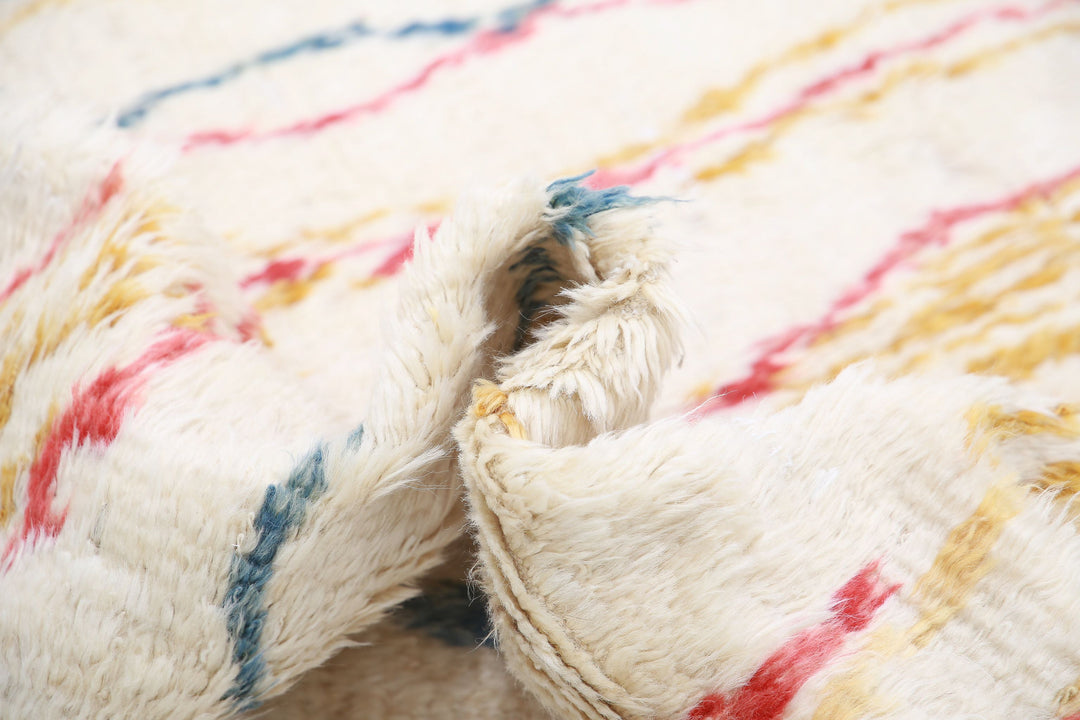 Hand Knotted Tribal Moroccan Wool Rug 5' 0" x 7' 3" - No. AT31268