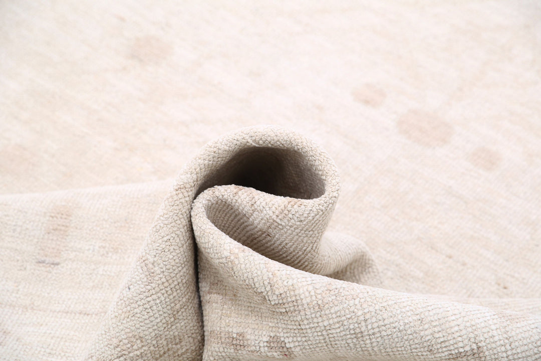 Hand Knotted Oushak Wool Rug 7' 11" x 9' 5" - No. AT93518