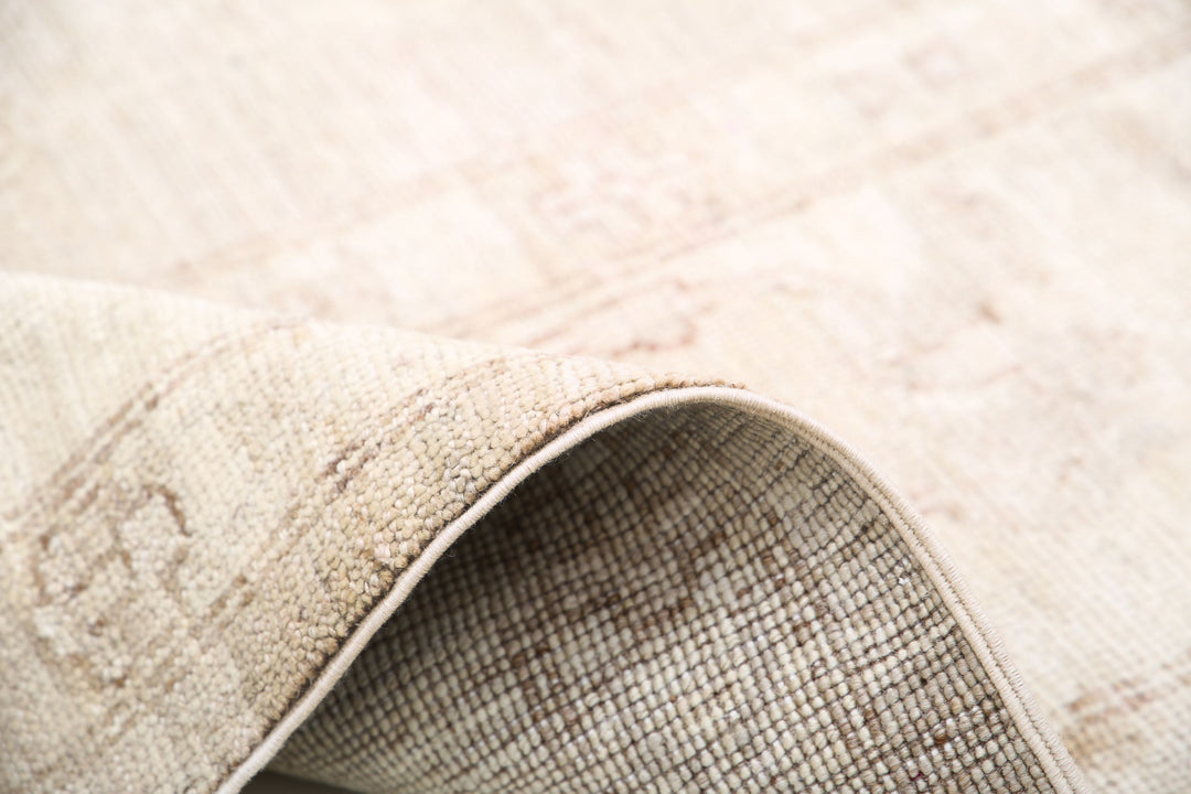 Hand Knotted Oushak Wool Rug 8' 0" x 9' 11" - No. AT72116