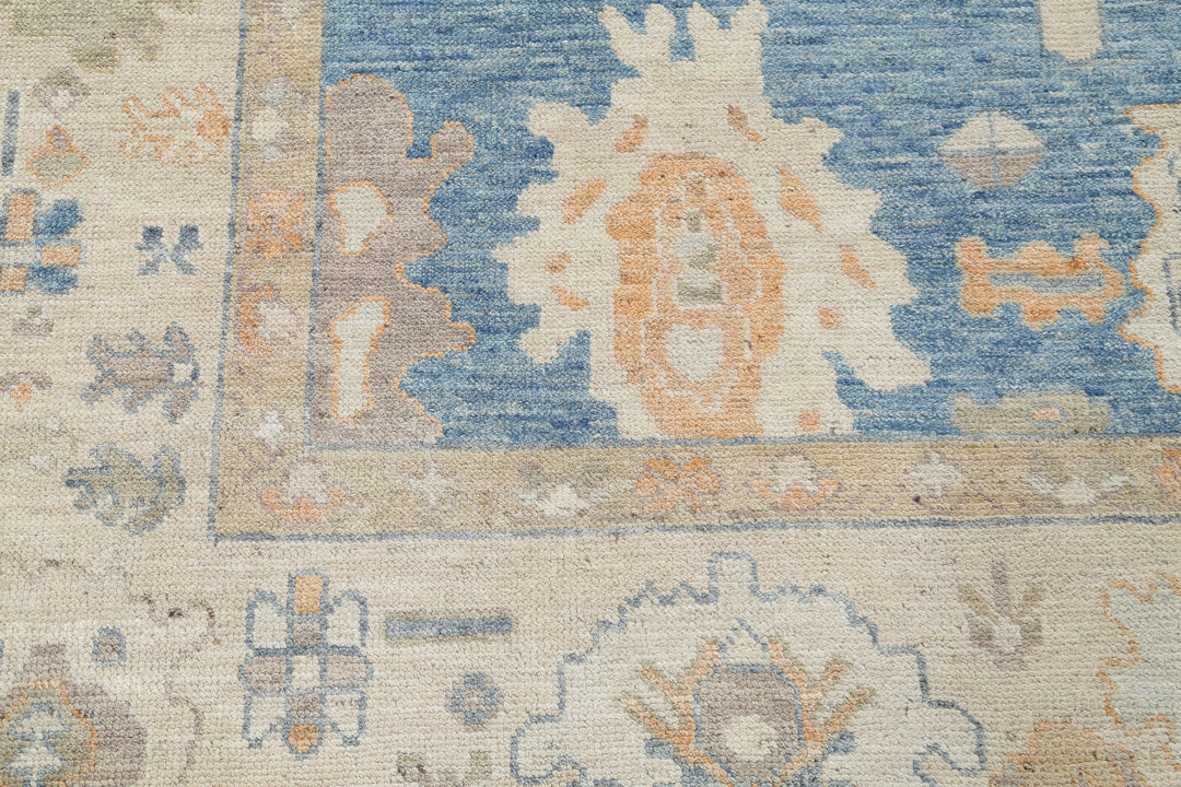 Hand Knotted Oushak Wool Rug 7' 11" x 9' 10" - No. AT20705
