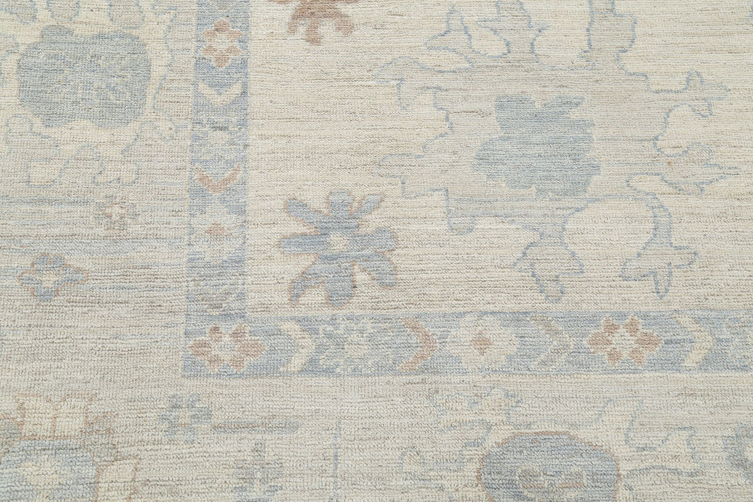 Hand Knotted Oushak Wool Rug 9' 9" x 13' 4" - No. AT44622