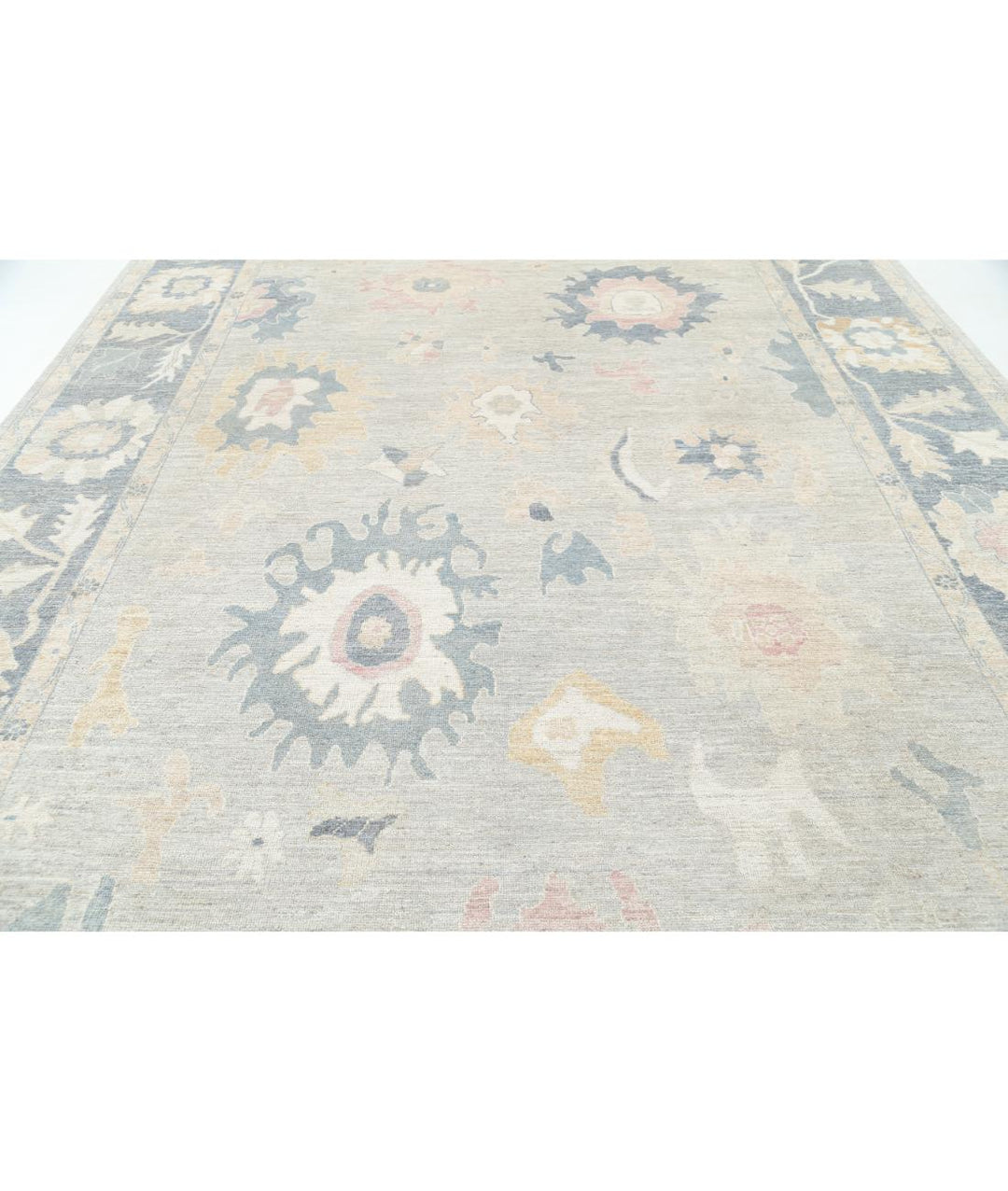 Hand Knotted Oushak Wool Rug 10' 0" x 13' 7" - No. AT81320