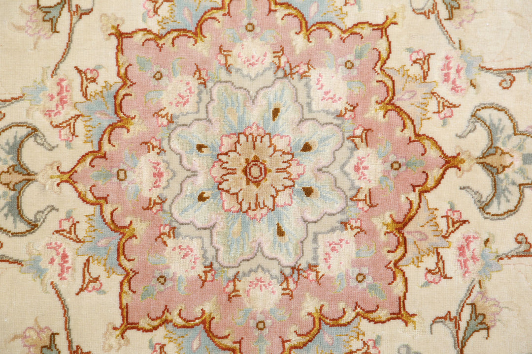 Hand Knotted Masterpiece Persian Tabriz Fine Wool & Silk Rug 3' 3" x 5' 0" - No. AT63955