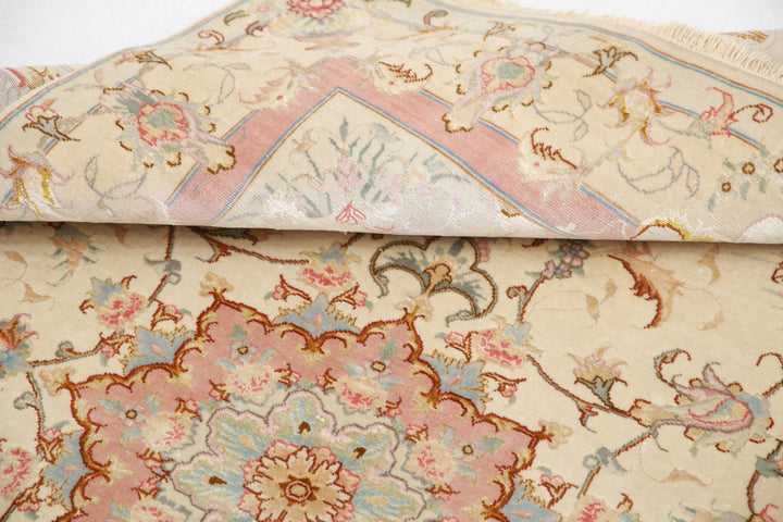 Hand Knotted Masterpiece Persian Tabriz Fine Wool & Silk Rug 3' 3" x 5' 0" - No. AT63955