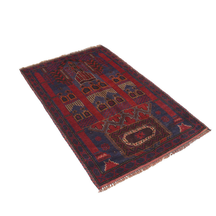Prayer Rug 2' 9" x 4' 7" - No. AL48904