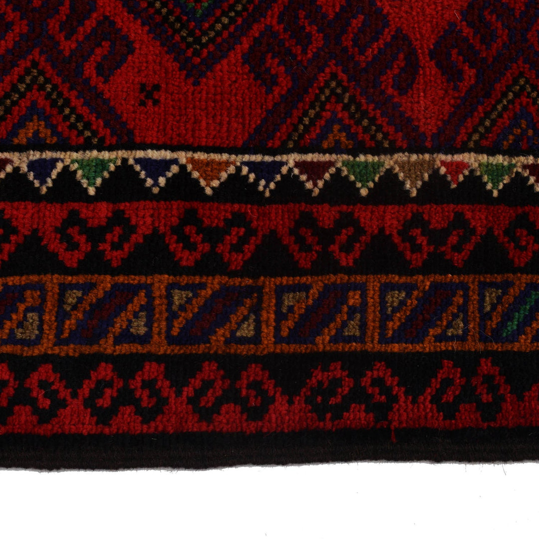 Baluchi Rug 2'6" x 4'7" - No. AL21915