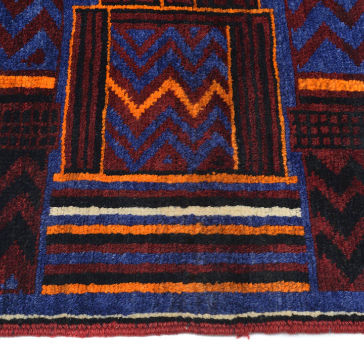 Pictorial Rug 2' 9" x 4' 1" - No. AL30920