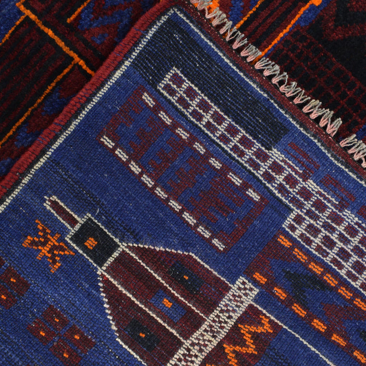 Pictorial Rug 2' 9" x 4' 1" - No. AL30920