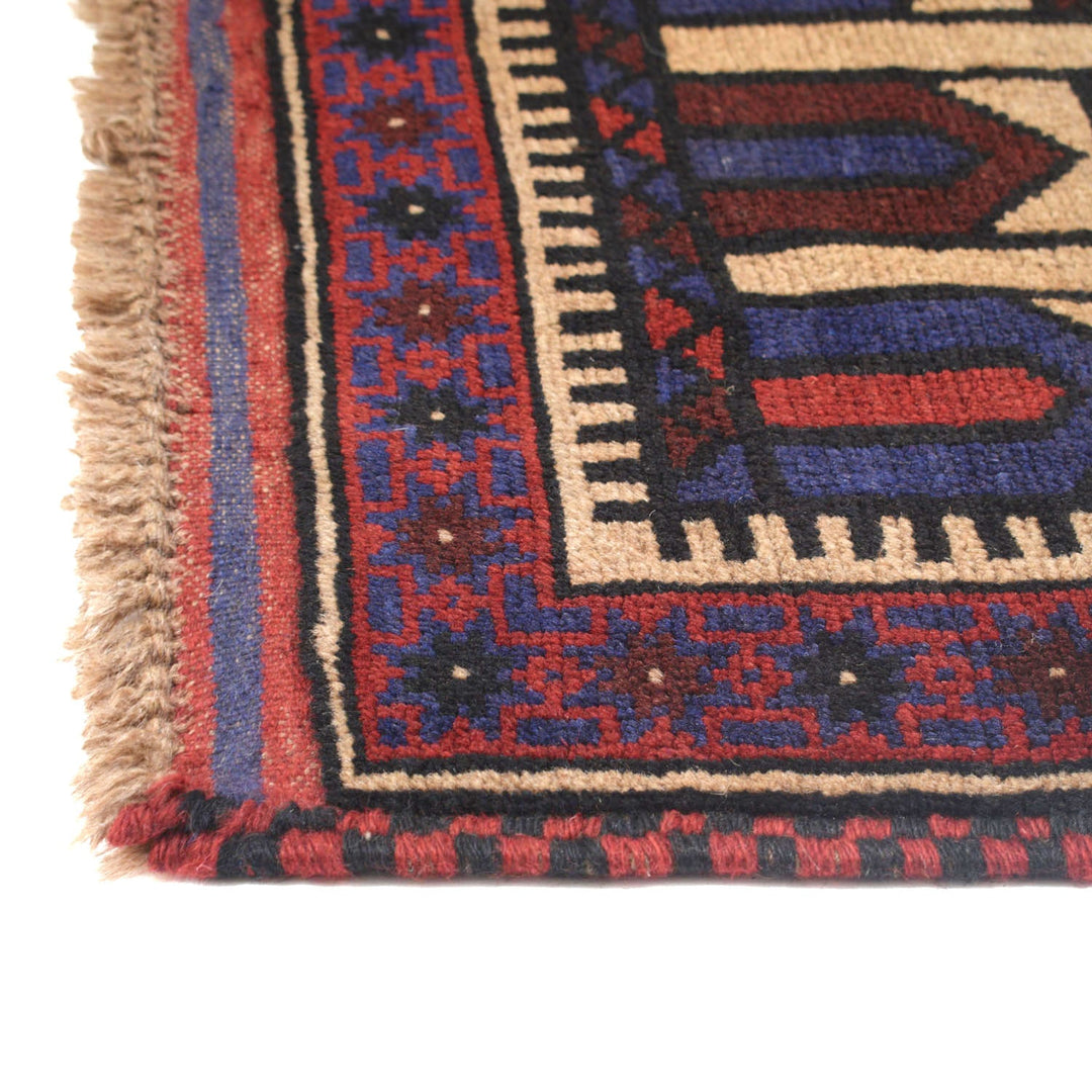 Prayer Rug 2' 9" x 4' 4" - No. AL89165
