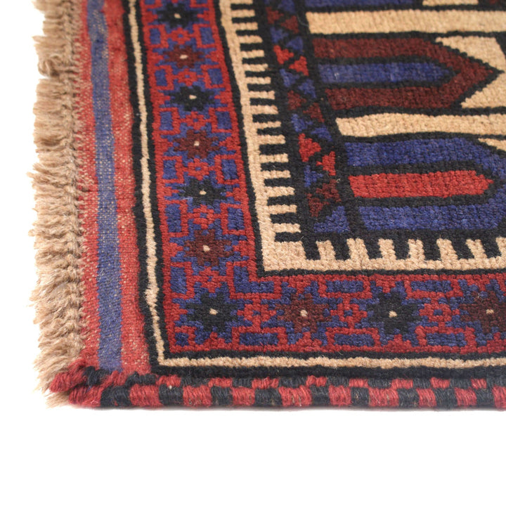 Prayer Rug 2' 9" x 4' 4" - No. AL89165