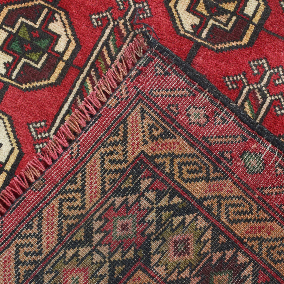Baluchi Rug 3'1" x 4'8" - No. AL82558