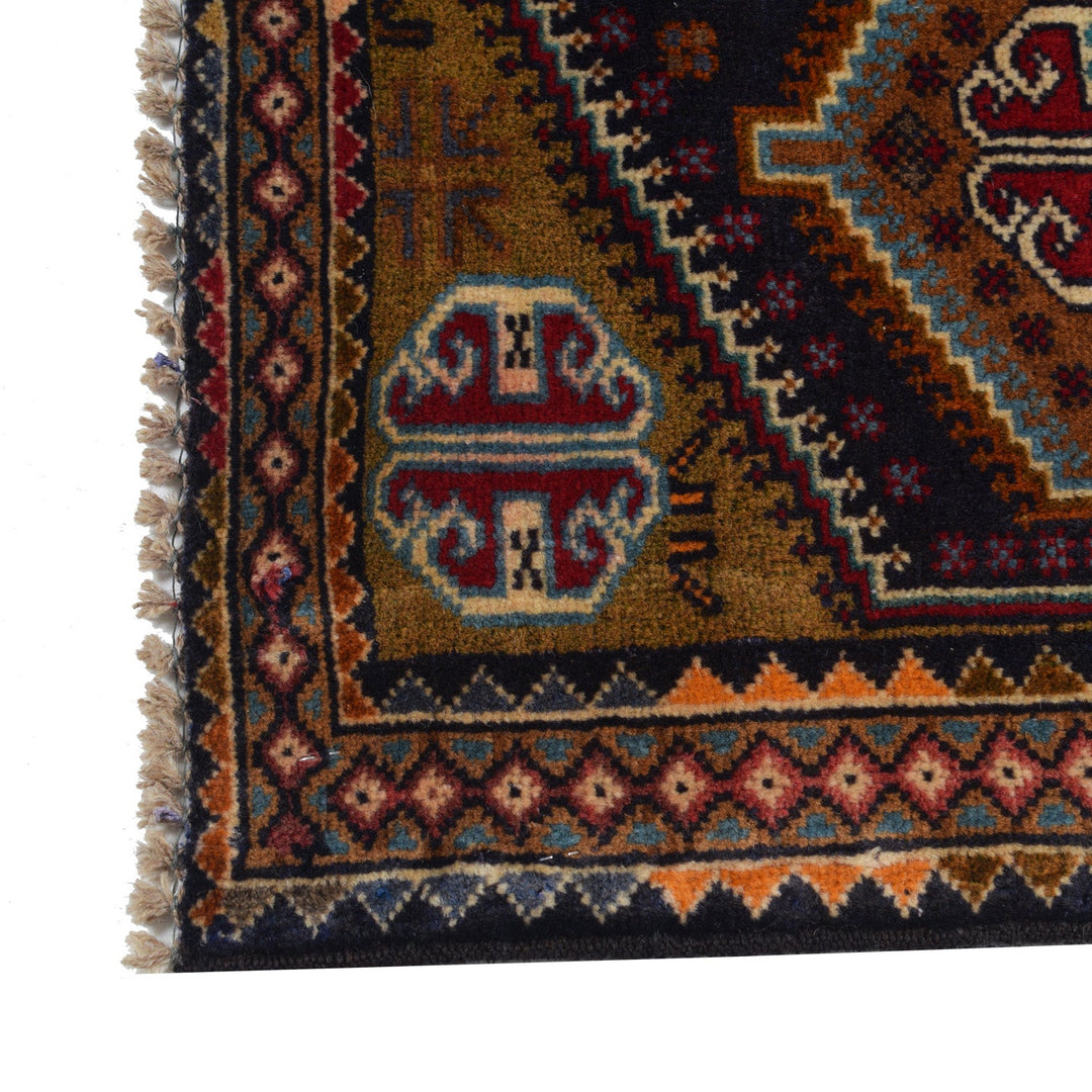 Prayer Rug 2'6" x 4'4" - No. AL75115