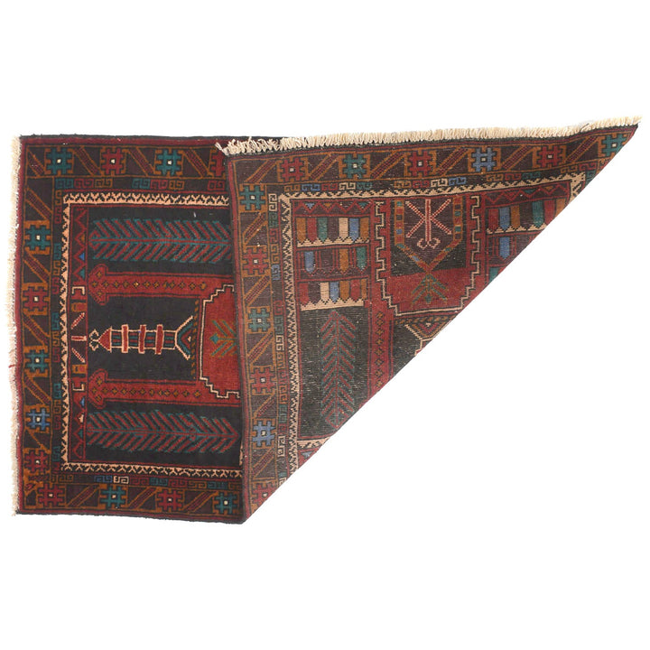 Prayer Rug 2' 8" x 4' 4" - No. AL88712