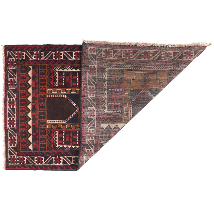 Prayer Rug 2' 6" x 4' 2" - No. AL54889