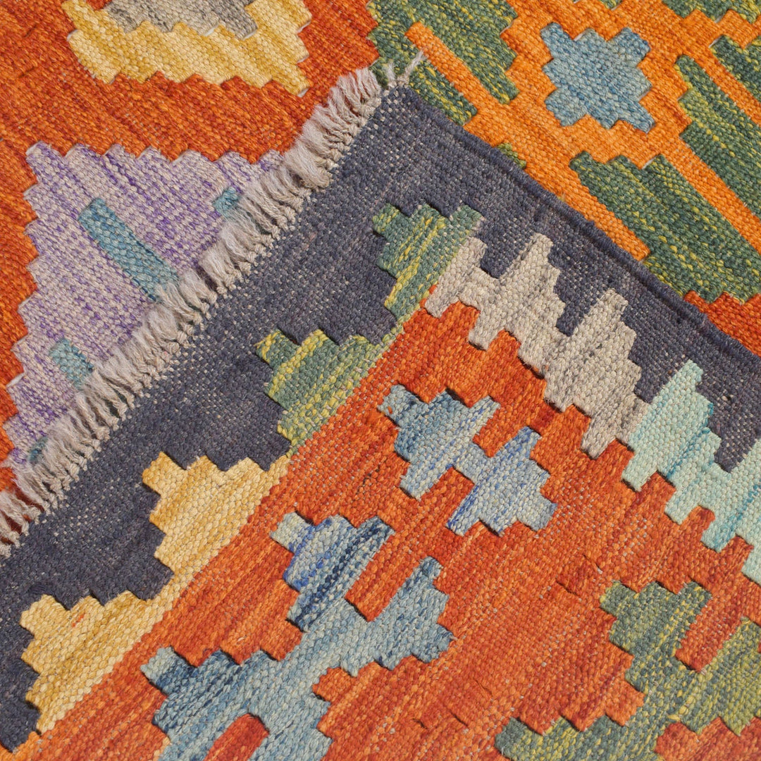 Vegetable Kilim 3'3" x 4'7" - No. AL86023