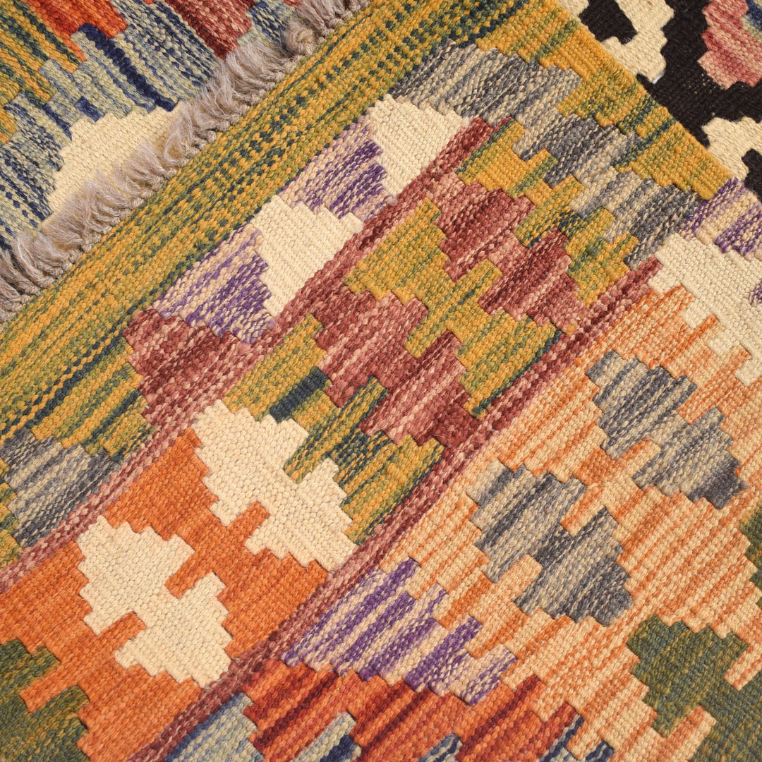 Vegetable Kilim 3'3" x 5'2" - No. AL89099