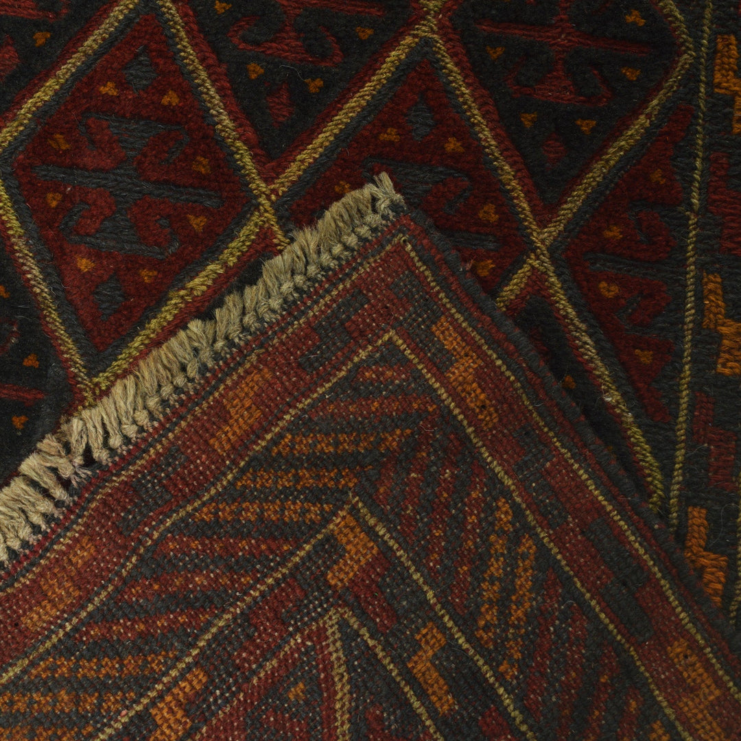 Mashwani Runner 2' 4" x 11' 6" - No. AL42894