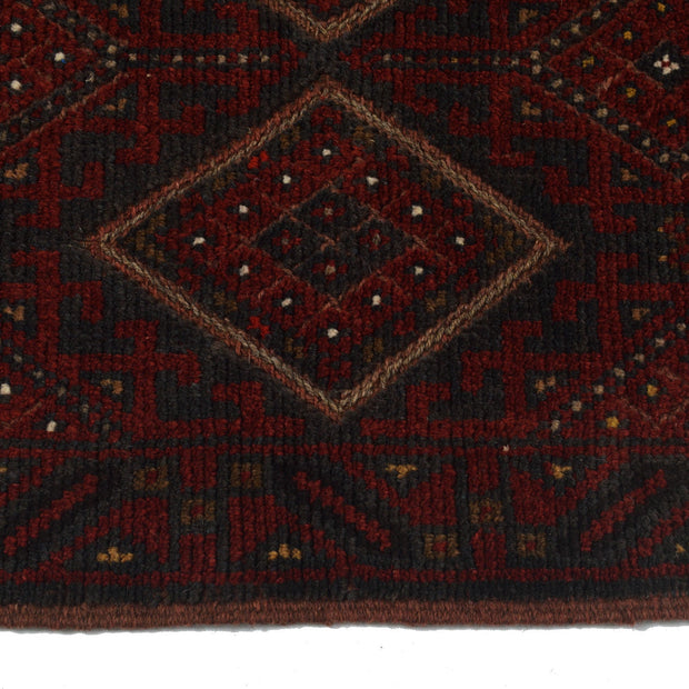 Mashwani Runner 1'9" x 8'1" - No. AL22842