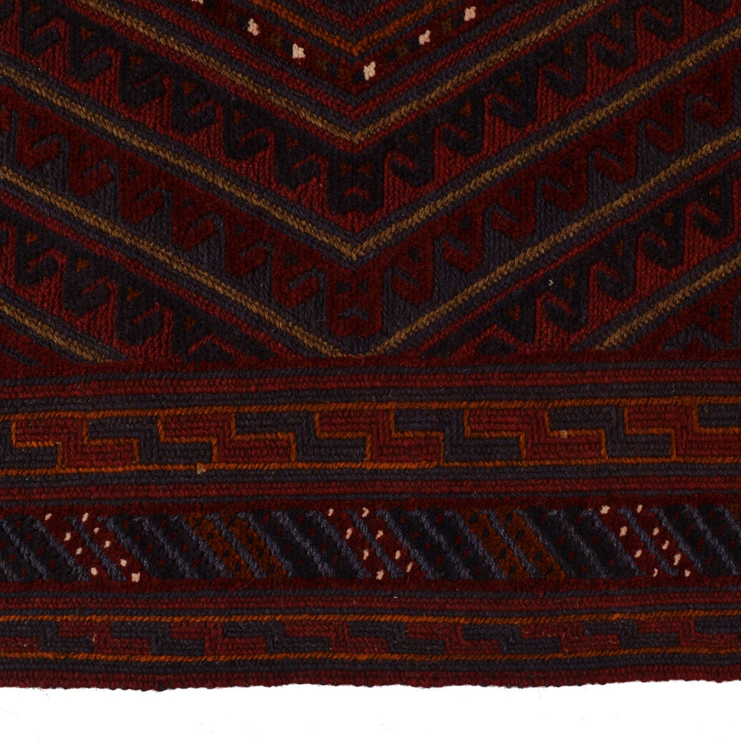 Mashwani Rug 3'9" x 4'5" - No. AL70452