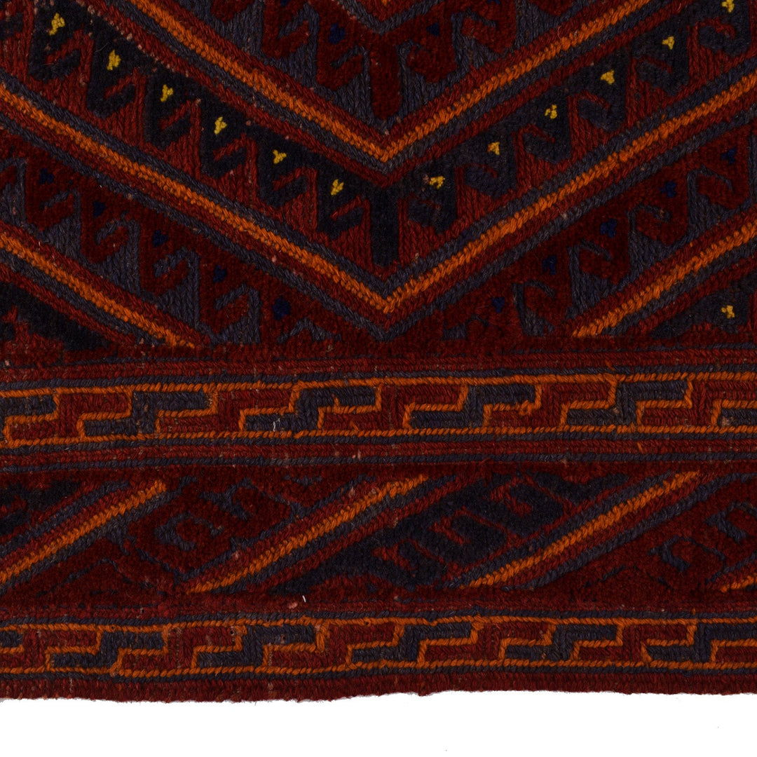 Mashwani Rug 3'8" x 4'1" - No. AL10950