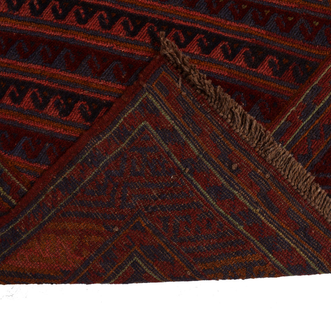 Mashwani Rug 5'0" x 6'0" - No. AL26810