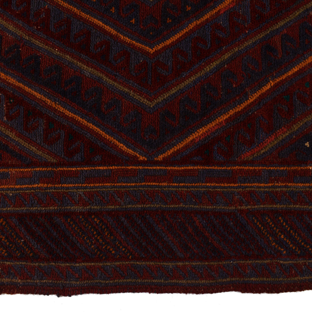 Mashwani Rug 4'6" x 5'9" - No. AL45611