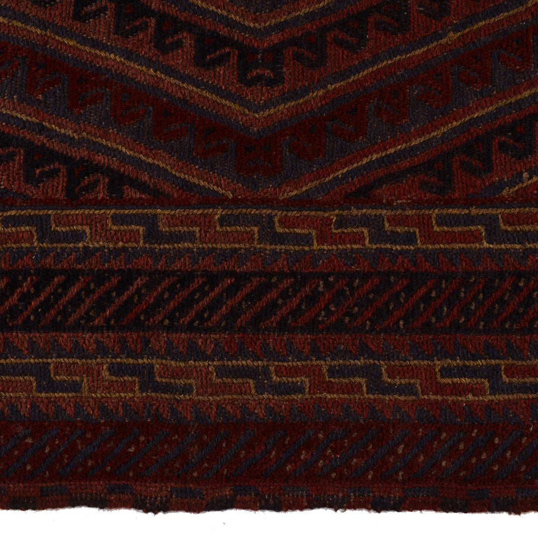 Mashwani Rug 4'9" x 6'1" - No. AL81236