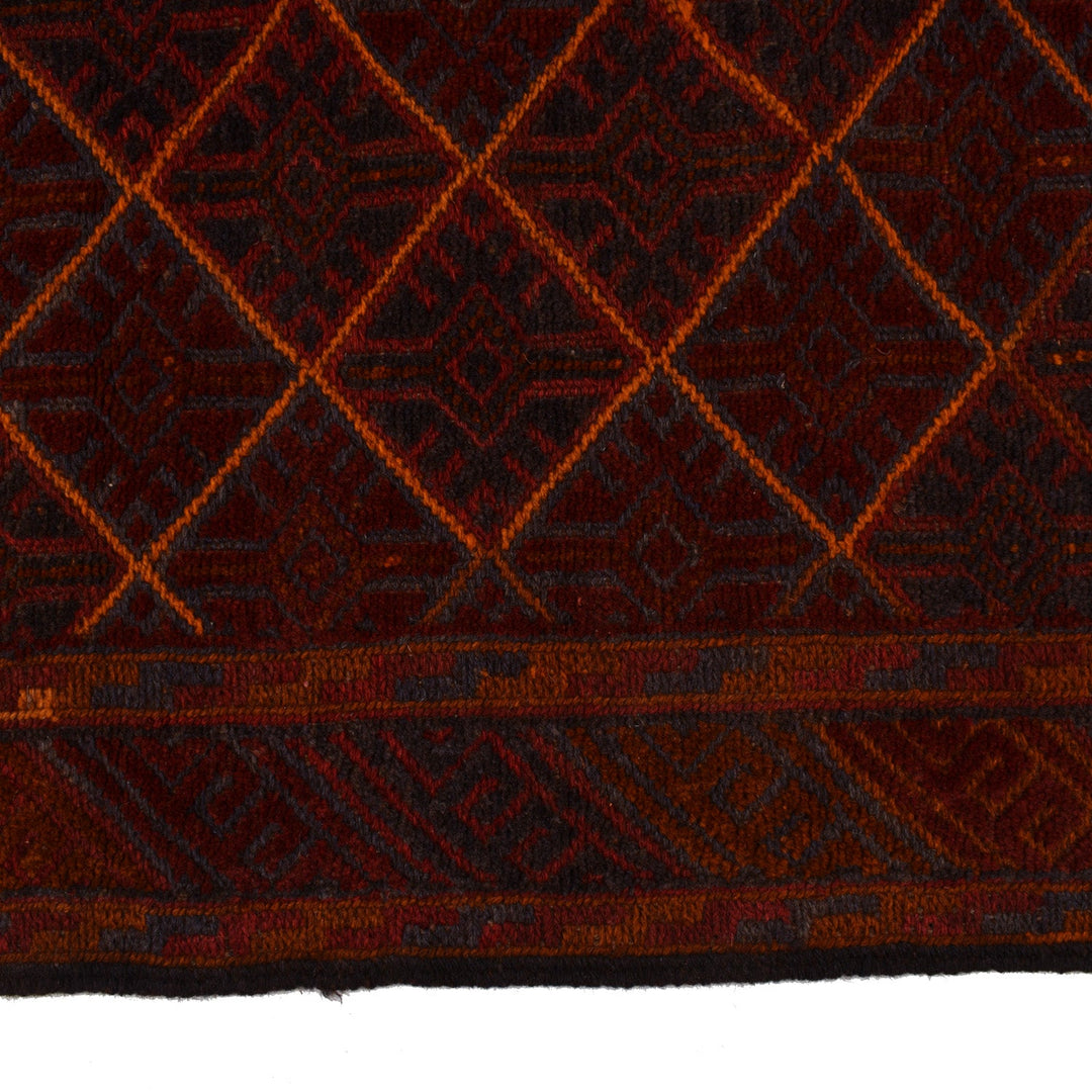 Mashwani Rug 4'7" x 6'1" - No. AL76581