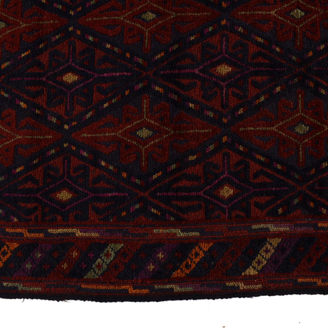 Mashwani Rug 4'9" x 6'1" - No. AL33435